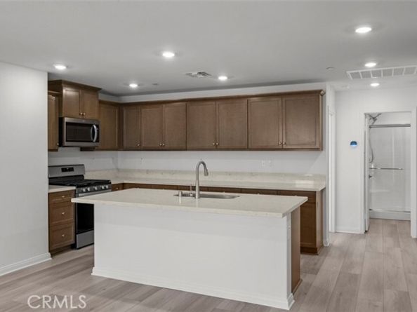 3909 E Coronado Privado, Ontario CA 91761