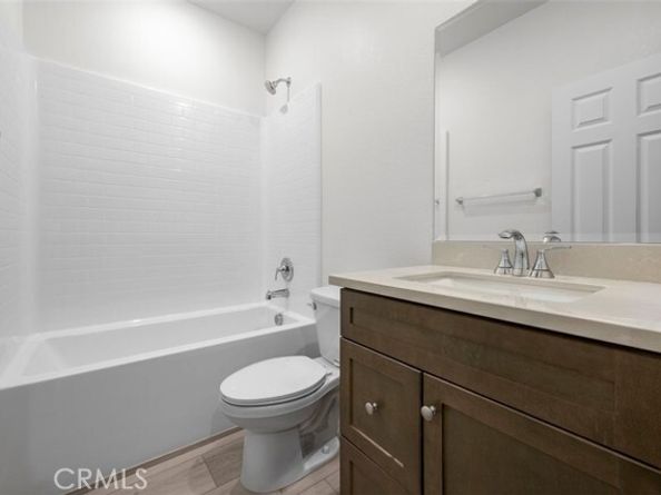 3909 E Coronado Privado, Ontario CA 91761