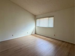 17811 Devonshire, Northridge (los Angeles) CA 91325