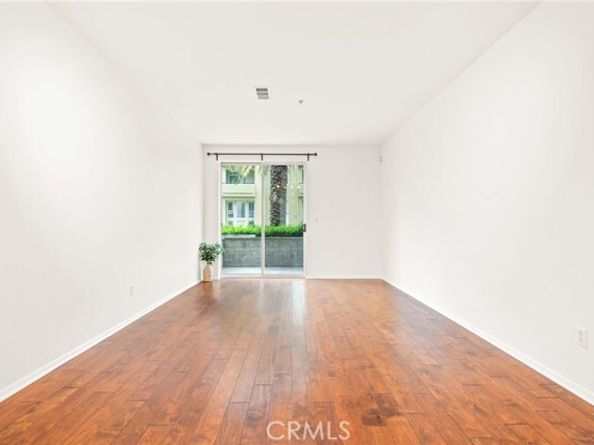 6400 Crescent 121, Los Angeles CA 90094