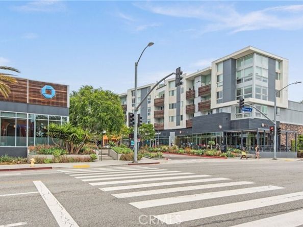 6400 Crescent 121, Los Angeles CA 90094