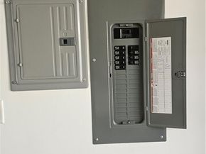 2921 W Florence, Los Angeles CA 90043