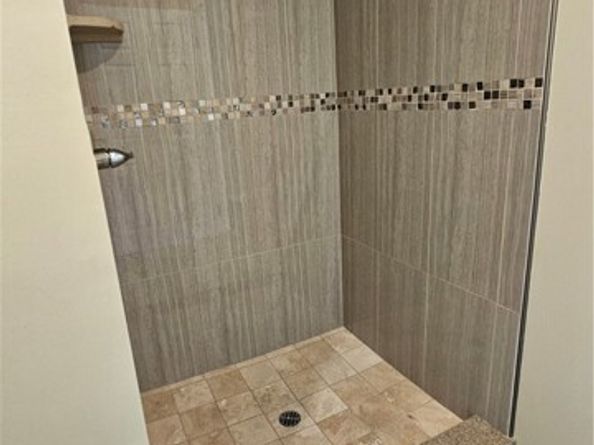 2921 W Florence, Los Angeles CA 90043