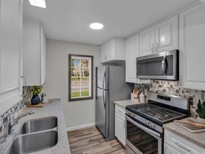 10606 Aderman Avenue 5, San Diego CA 92126