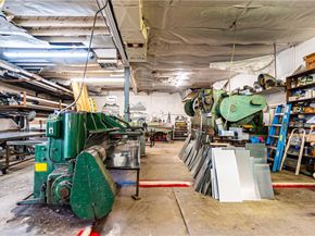 4656 Floral, Los Angeles CA 90022