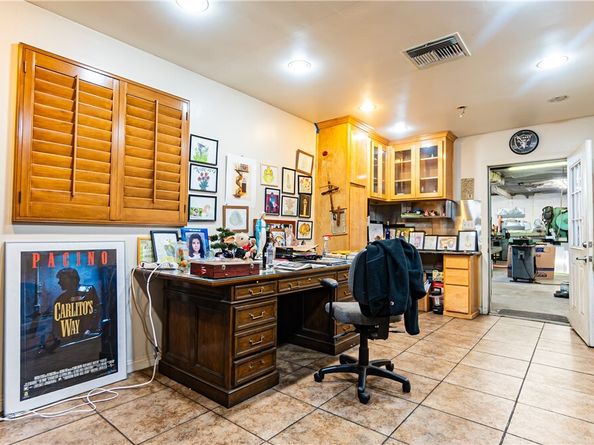 4656 Floral, Los Angeles CA 90022