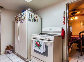 4656 Floral, Los Angeles CA 90022