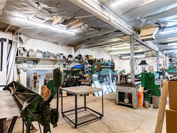 4656 Floral, Los Angeles CA 90022