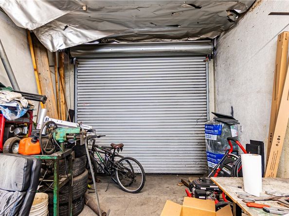 4656 Floral, Los Angeles CA 90022