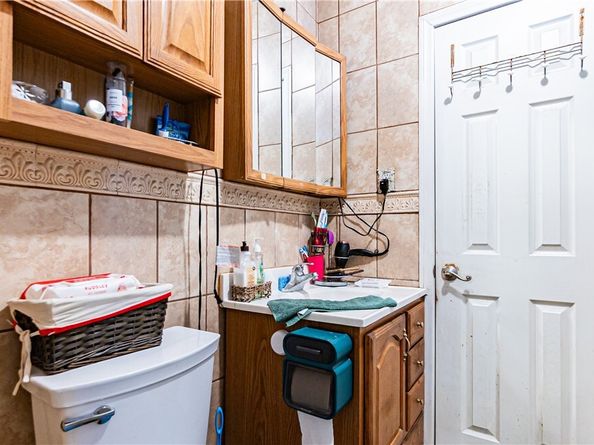 4656 Floral, Los Angeles CA 90022