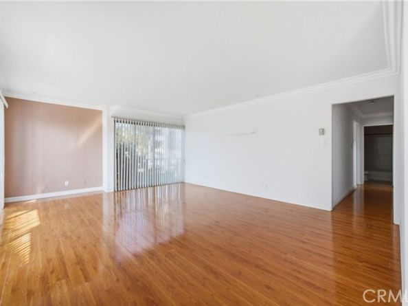 100 Loma 301, Long Beach CA 90803