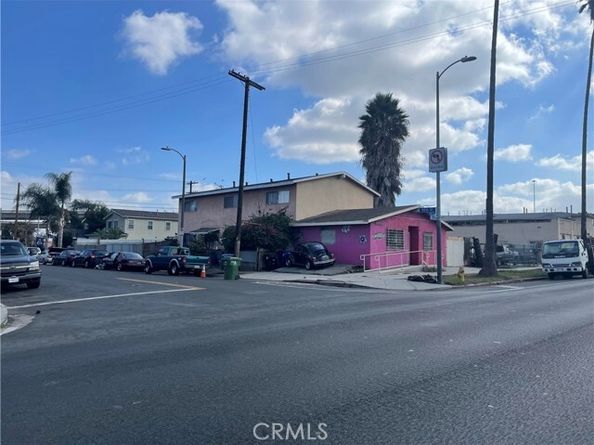 442 112th St, Los Angeles CA 90061