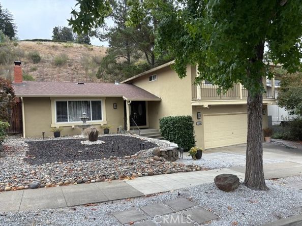 7756 Surrey, Oakland CA 94605