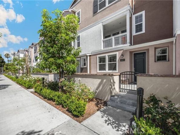 155 W La Palma Ave #3, Anaheim CA 92801