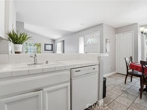 21204 Camelia 42, Lake Forest (el Toro) CA 92630