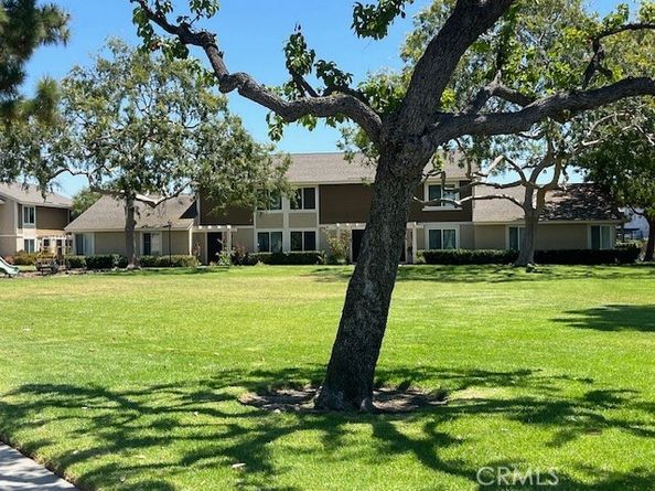 2951 S Sycamore Street C, Santa Ana CA 92707