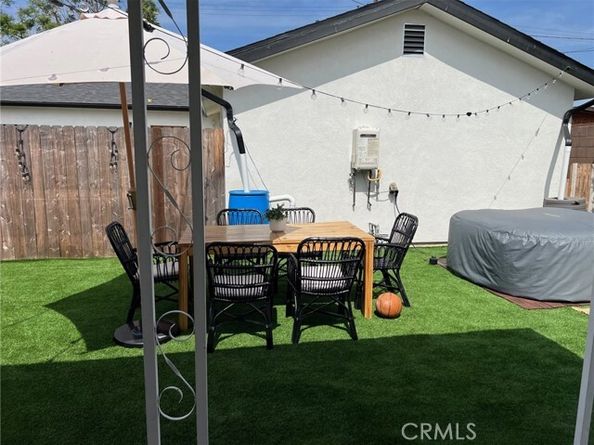 8129 Radford Avenue, North Hollywood (los Angeles) CA 91605