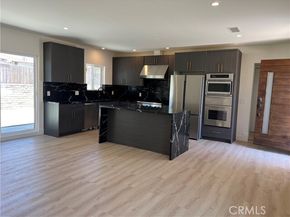 8129 Radford Avenue, North Hollywood (los Angeles) CA 91605