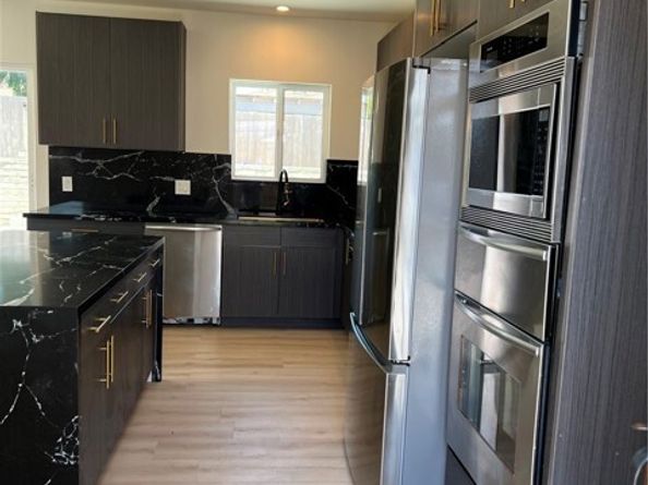 8129 Radford Avenue, North Hollywood (los Angeles) CA 91605