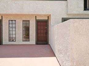 6101 Fulton Avenue 8, Van Nuys (los Angeles) CA 91401