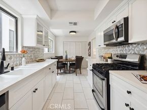 6101 Fulton Avenue 8, Van Nuys (los Angeles) CA 91401