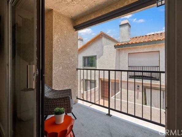 6101 Fulton Avenue 8, Van Nuys (los Angeles) CA 91401