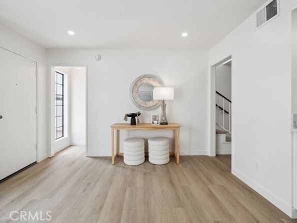 6101 Fulton Avenue 8, Van Nuys (los Angeles) CA 91401