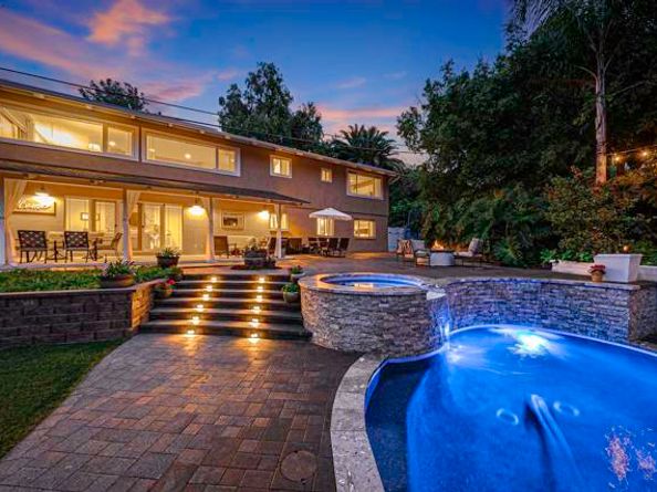 9399 Carmichael Drive, La Mesa CA 91941