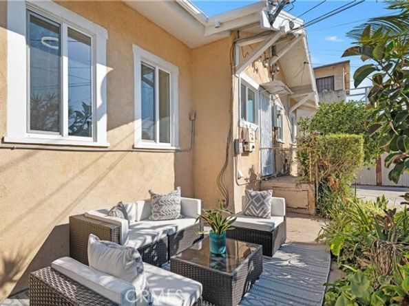 3959 Denker Avenue, Los Angeles CA 90062