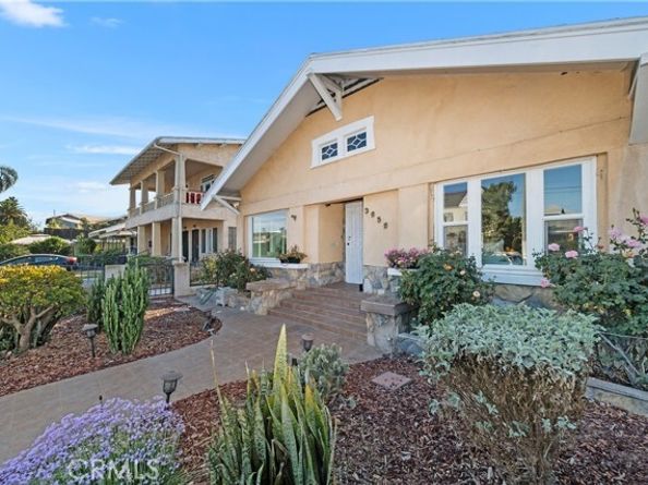 3959 Denker Avenue, Los Angeles CA 90062