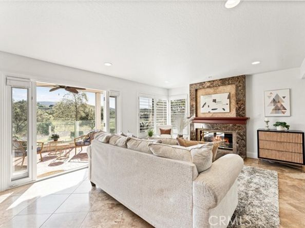 112 Via Candelaria, Laguna Hills CA 92679