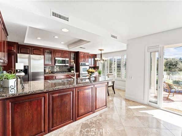 112 Via Candelaria, Laguna Hills CA 92679