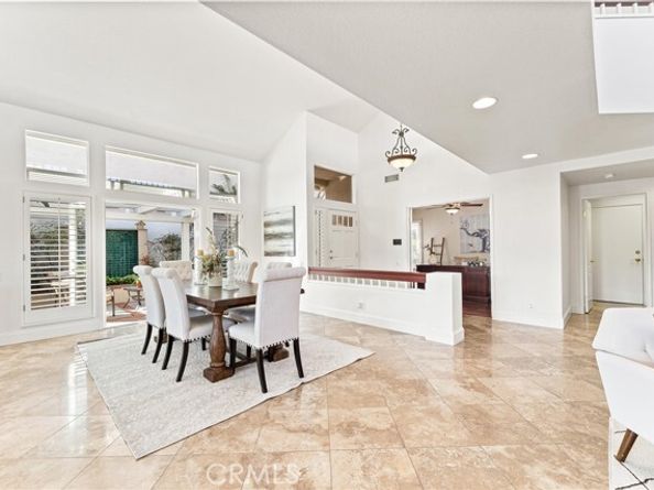 112 Via Candelaria, Laguna Hills CA 92679