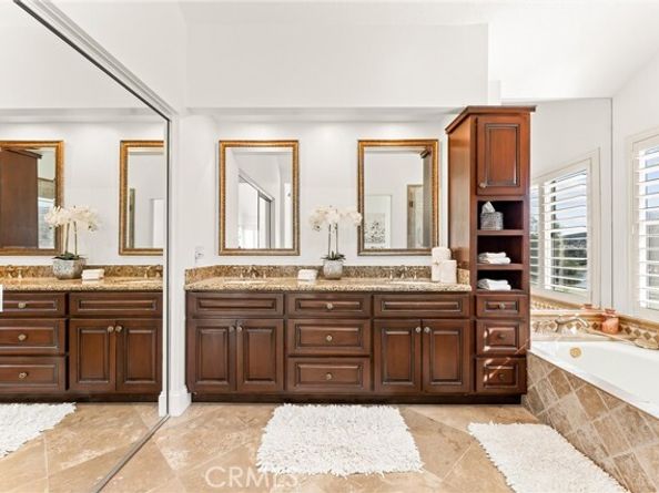 112 Via Candelaria, Laguna Hills CA 92679