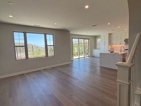 250 Canterbury, Irvine CA 92618