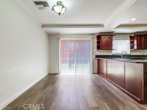 700 S Ardmore Avenue 204, Los Angeles CA 90005