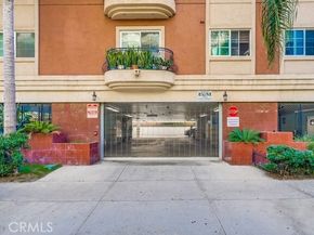 700 S Ardmore Avenue 204, Los Angeles CA 90005