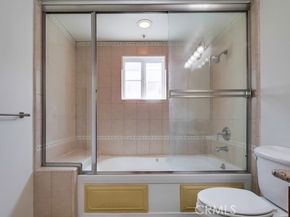 700 S Ardmore Avenue 204, Los Angeles CA 90005