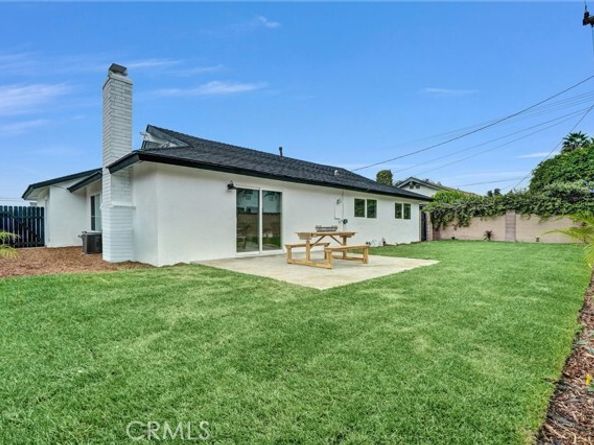 15012 Hanover, Huntington Beach CA 92647