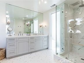 435 Fernleaf Avenue 1, Corona Del Mar (newport Beach) CA 92625