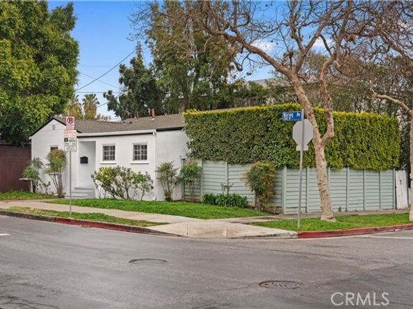 7116 Waring Avenue, Los Angeles CA 90046