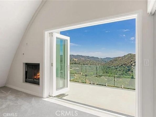 2411 N Topanga Canyon Boulevard, Topanga (los Angeles) CA 90290