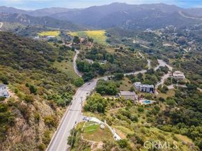 2411 N Topanga Canyon Boulevard, Topanga (los Angeles) CA 90290