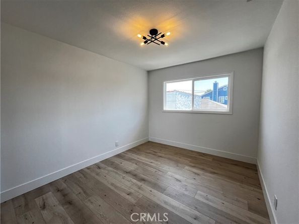 977 W 2nd Street, San Pedro (los Angeles) CA 90731