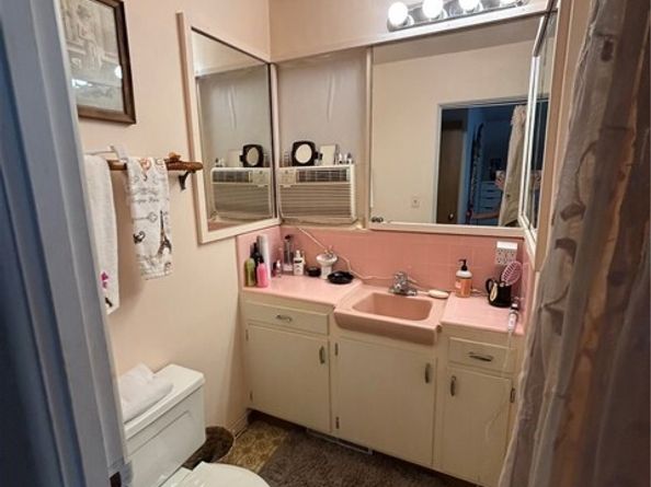 172 Camino Sobrante, Orinda CA 94563