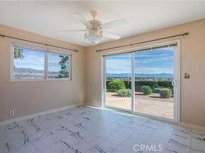 8982 Nevada, West Hills (los Angeles) CA 91304