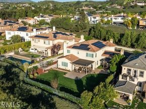 9 River Rock, Laguna Hills CA 92679