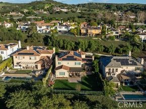 9 River Rock, Laguna Hills CA 92679