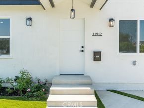 11912 Elkwood Street, North Hollywood (los Angeles) CA 91605