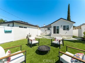 11912 Elkwood Street, North Hollywood (los Angeles) CA 91605